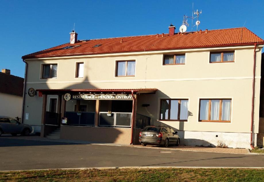 Penzion OSTROV Kostelec  Exterior foto